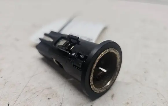 Citroen C4 I Picasso Cigarette lighter rear 