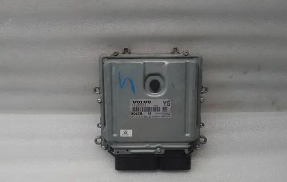 Volvo V70 Engine control unit/module 31272881 1039S27273 0281015286