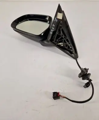 Audi Q3 8U Front door electric wing mirror 