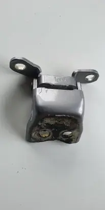 Honda CR-V Front door lower hinge 