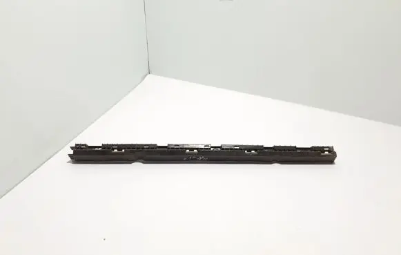 Volvo XC90 Sill supporting ledge 32216524