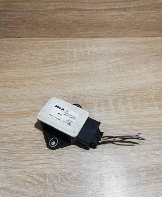 Nissan Qashqai ESP acceleration yaw rate sensor 0265005665