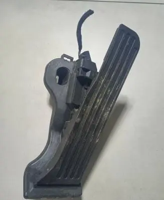 Audi A3 S3 8P Accelerator throttle pedal 1K1721503P