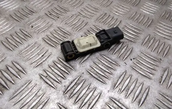 Mercedes-Benz S W220 Airbag deployment crash/impact sensor 0028200826