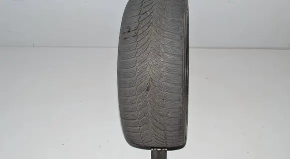 BMW 5 F10 F11 R19 summer tire 