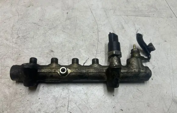 Opel Astra G Fuel main line pipe 0445214049 009139L1