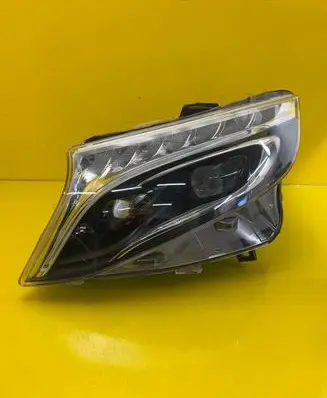 Mercedes-Benz V Class W447 Headlight/headlamp A4479061401