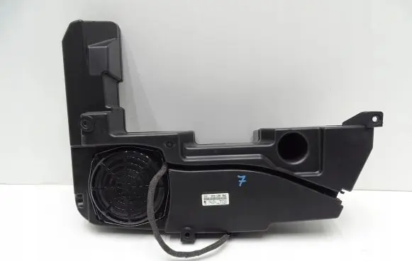 Audi A5 8T 8F Subwoofer speaker 8T8035382