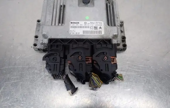 Peugeot 207 Engine ECU kit and lock set 