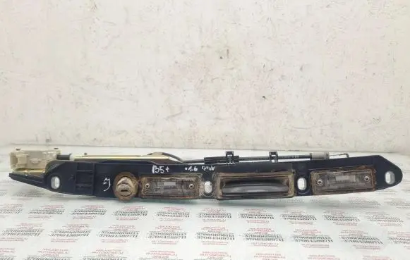 Volkswagen PASSAT B5.5 Number plate light 3B5943021