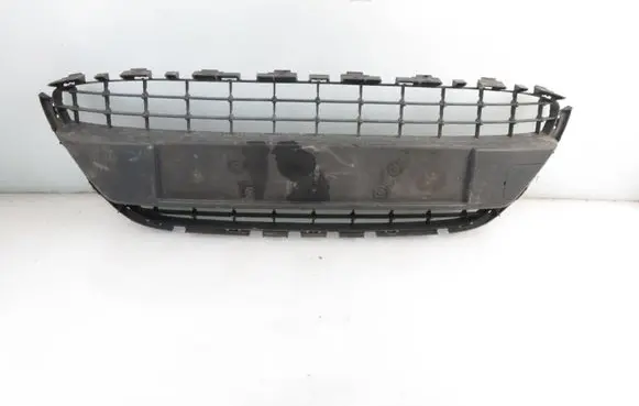 Ford Fiesta Front bumper lower grill 8A6117B968D