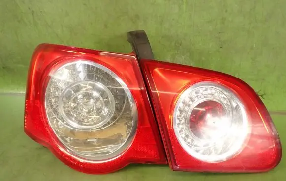 Volkswagen PASSAT B6 Rear/tail lights