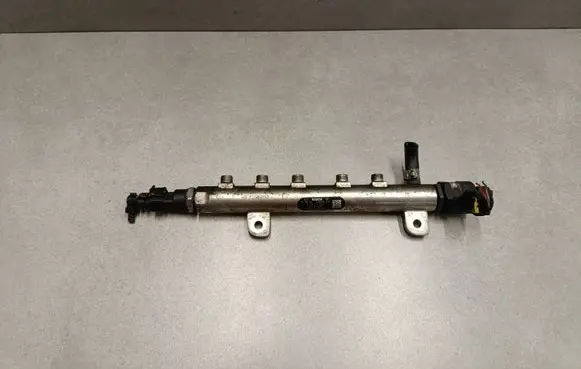 Opel Astra H Fuel main line pipe 0445214056 55187885