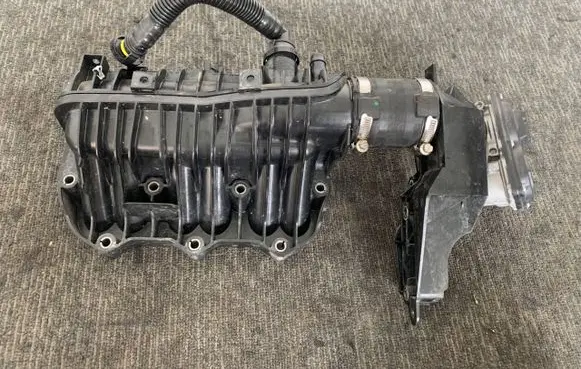 Ford Transit Courier Throttle valve