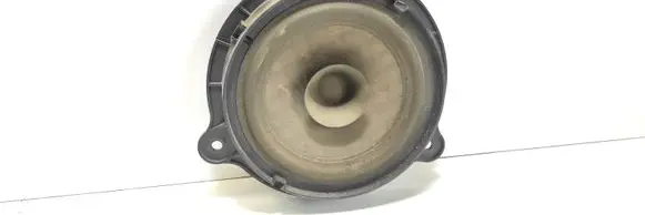 Nissan Note (E11) Rear door speaker
