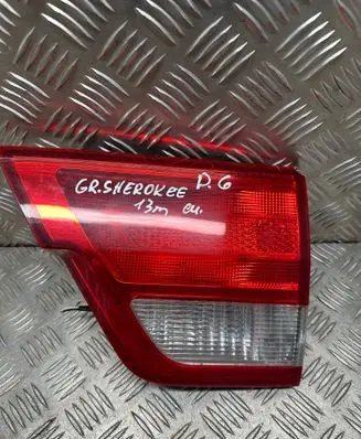 Jeep Grand Cherokee Tailgate rear/tail lights 70090AE 57010275AF