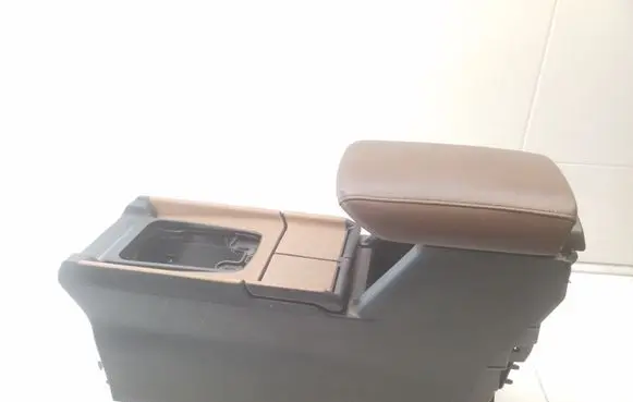 Mazda MX-30 Center console 