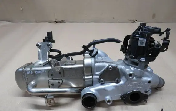 Opel Insignia A EGR valve cooler 