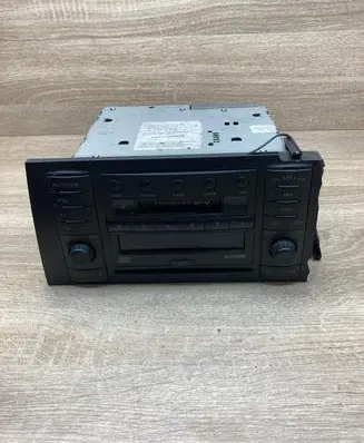 Audi A6 S6 C5 4B Radio/CD/DVD/GPS head unit 4B0035195