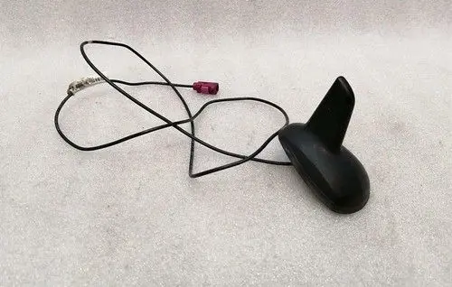 Mercedes-Benz C W204 Aerial GPS antenna A2049050136