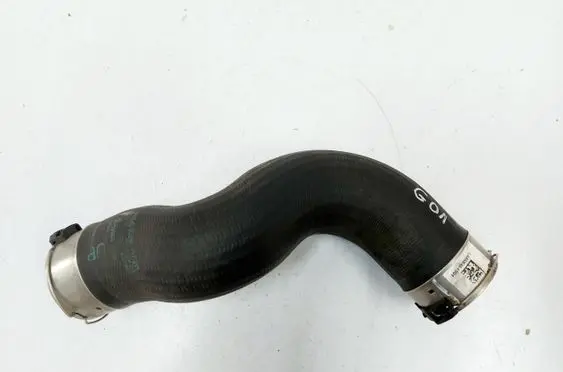 Intercooler hose/pipe