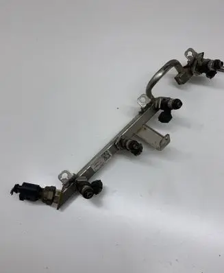 Volkswagen Golf VI Fuel main line pipe 03C129041 03C129041A 03C9606039