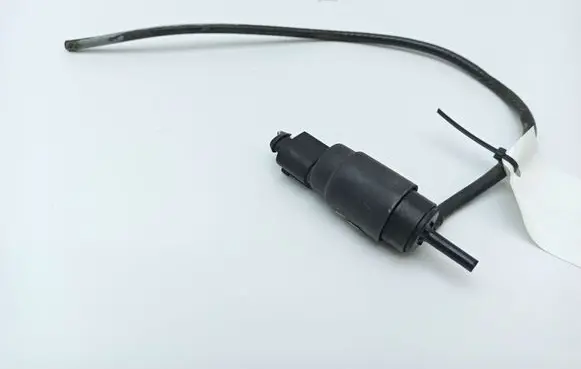 Mercedes-Benz Vito Viano W639 Windscreen/windshield washer pump 0165454626