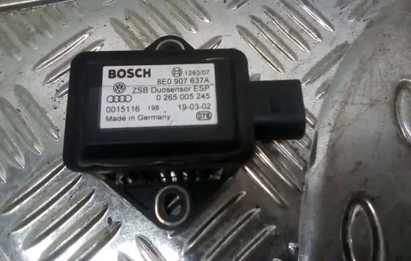 Audi A6 S6 C5 4B ESP acceleration yaw rate sensor 0265005245