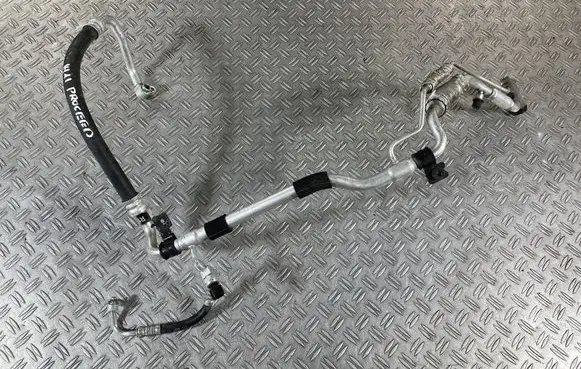 KIA Pro Cee'd III Air conditioning (A/C) pipe/hose 97775J7100
