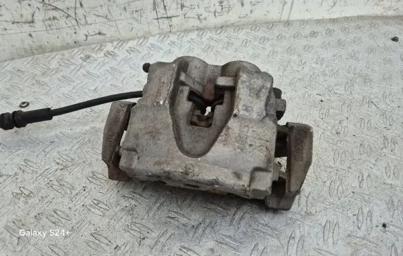 Mercedes-Benz GLE (W166 - C292) Front brake caliper 4895