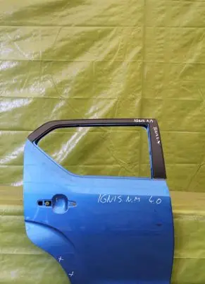 Suzuki Ignis Front door 000259