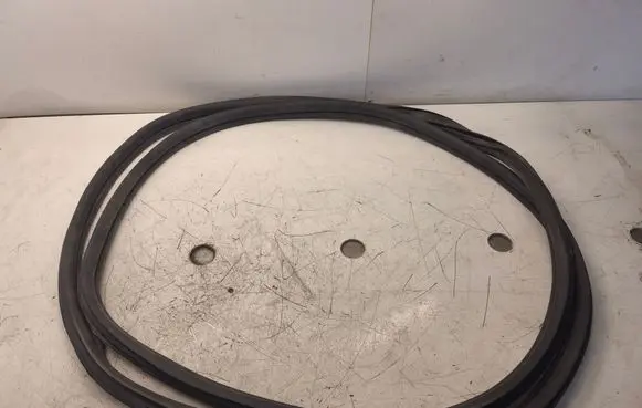 Volkswagen Crafter Front door rubber seal 7C0837311D