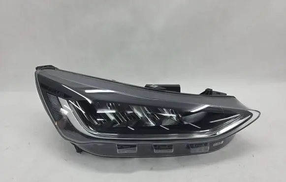 Ford Focus Headlight/headlamp NX7B13E014CF