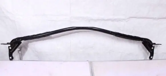 Porsche Macan (95B) Engine mount bracket 95B803228