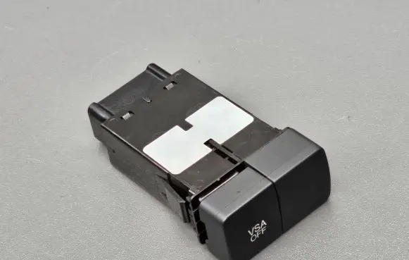 Honda CR-V Traction control (ASR) switch M34884