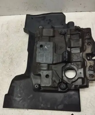 Toyota Corolla Verso E121 Engine cover (trim) TCY0TA1