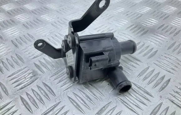 Audi A4 S4 B9 Electric auxiliary coolant/water pump 5Q0965561B 04L965559A