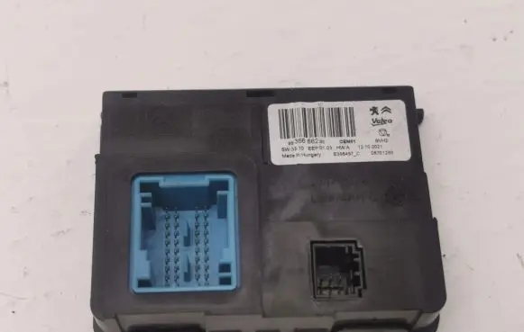 Peugeot 5008 II Air conditioner control unit module 