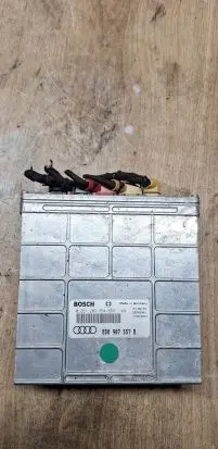 Audi A6 S6 C7 4G Engine control unit/module 8D0907557B 0261203554