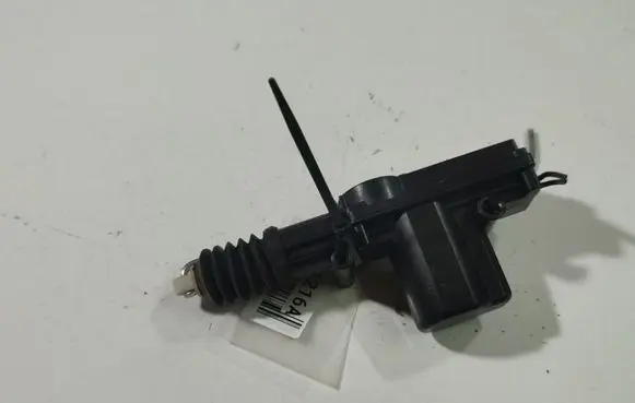 Volkswagen Polo IV 9N3 Central locking motor ZL932037992