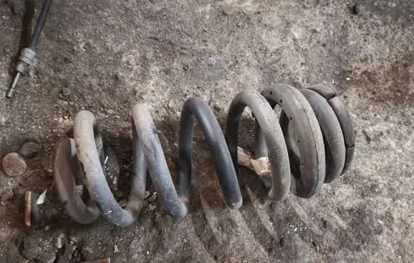 Dodge Durango Rear coil spring
