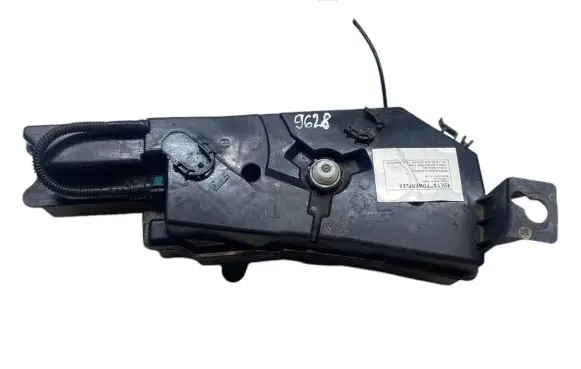 Citroen DS5 AdBlue liquid reservoir 9672052180