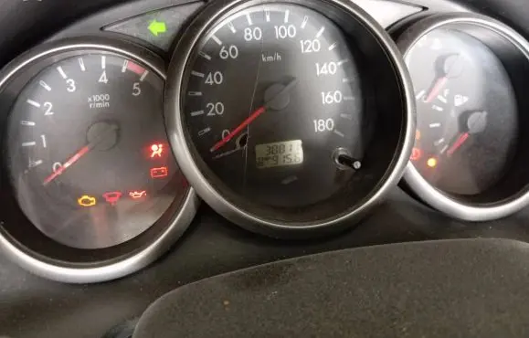 Ford Ranger Speedometer (instrument cluster) UR5855430