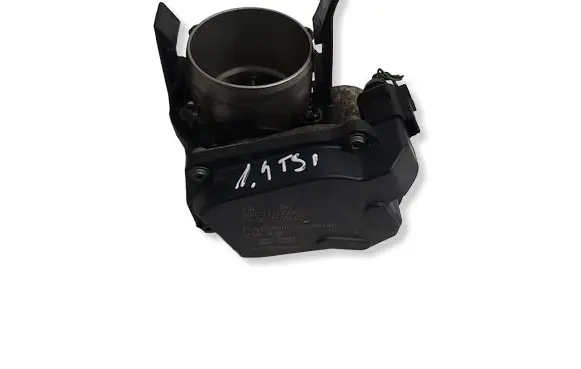 Volkswagen Polo V 6R Throttle valve 03C133062S