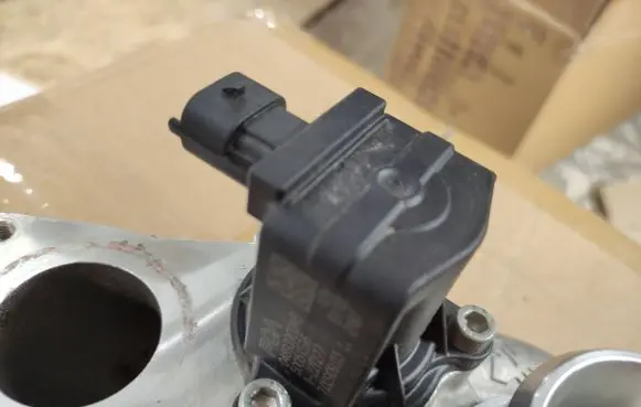 Jeep Compass Turbo solenoid valve 04893902AB 50051596 70290903
