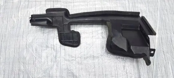Renault Koleos II Intercooler air guide/duct channel