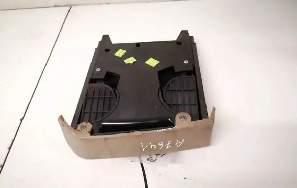 Chrysler Voyager Cup holder 0rr44trmab
