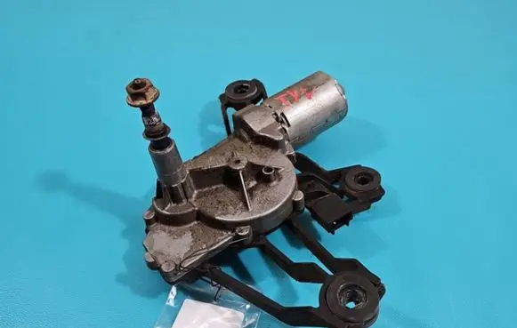 Citroen Berlingo Rear window wiper motor 0390201580 IMPRK1436195