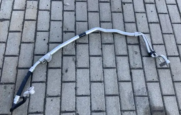 Audi A8 S8 D5 Air conditioning (A/C) pipe/hose 4N0260712AC