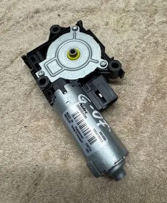 BMW X7 G07 Sunroof motor/actuator 3964580 0000004590 10041604A